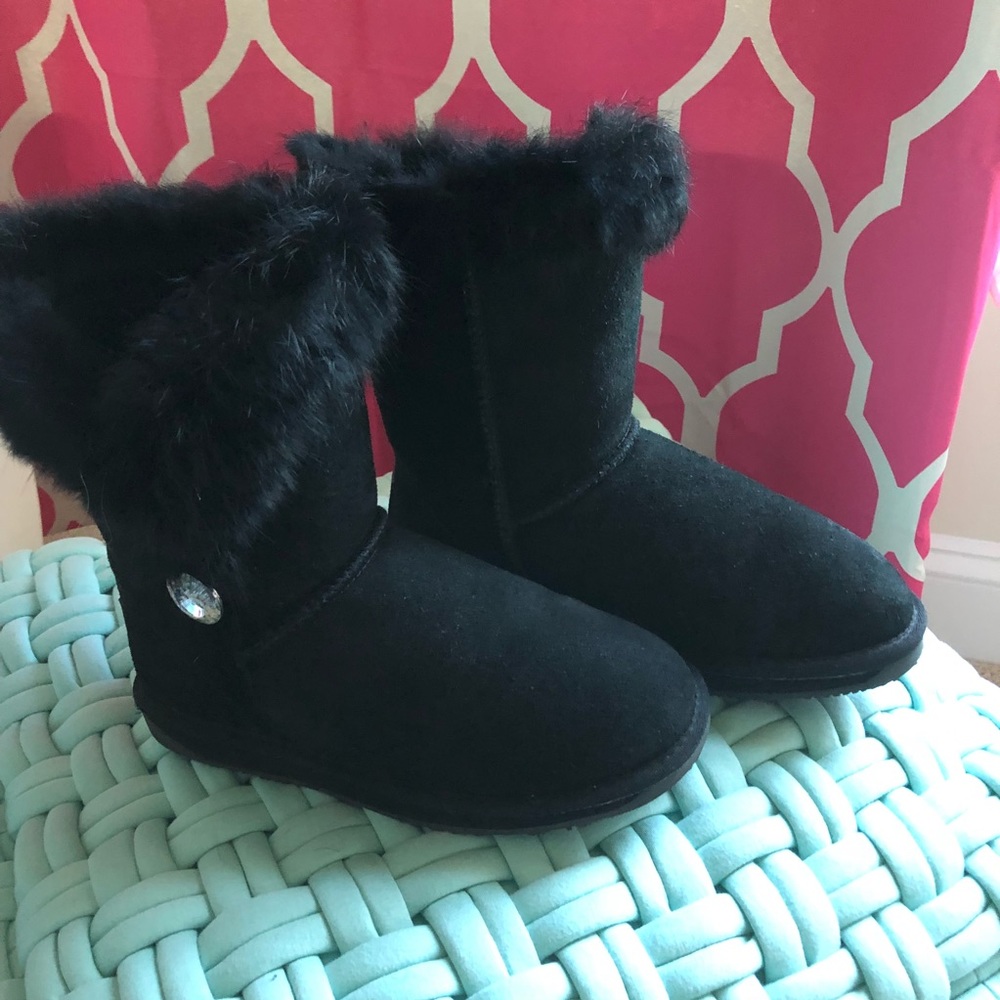 Boo Roo Black suede boots